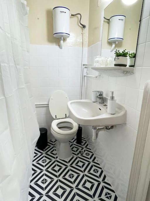 Cute And Quiet Apartment In The Center Of Athen Eksteriør billede