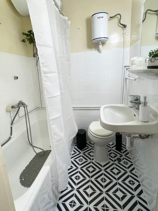Cute And Quiet Apartment In The Center Of Athen Eksteriør billede
